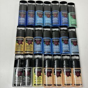 Lot 21 Plaid Dimensional Fabric Fashion Paint 1.1 oz Crafting Glitter Metallic